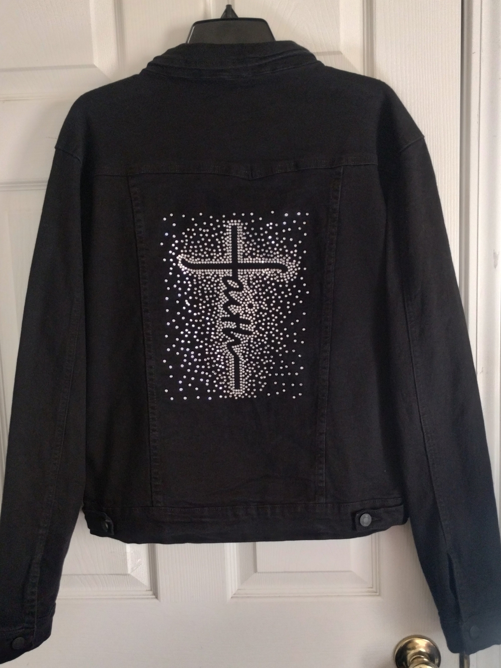 NWOT Plus Size Black Stretch Denim Jacket w/ Rhinestone Cross Faith On Back (A1)